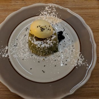 Le Blossom - Japanese Near Me - Montreal, Quebec