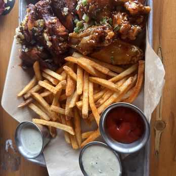 Twin Peaks - Nashville hot wings, spicy thai wings, fries - Sports Bars Near Me - Indianapolis, Indiana