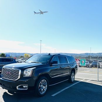 24 Bay Ride - Town Car Service Near Me 24 Bay Ride - Town Car Service Near Me