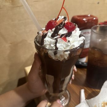 The Peddler - Chocolate milkshake - American Near Me - Huntington, West Virginia The Peddler - Chocolate milkshake - American Near Me - Huntington, West Virginia