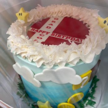 Catalina's Bake Shop - Super smash bros cake - Bakeries Near Me - Huntington, New York