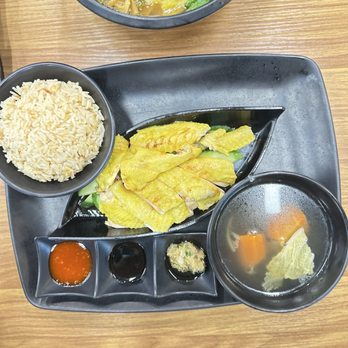 Nandao Rice & Noodle - OG Hainan Chicken - Pan Asian Near Me - Monterey Park, California Nandao Rice & Noodle - OG Hainan Chicken - Pan Asian Near Me - Monterey Park, California