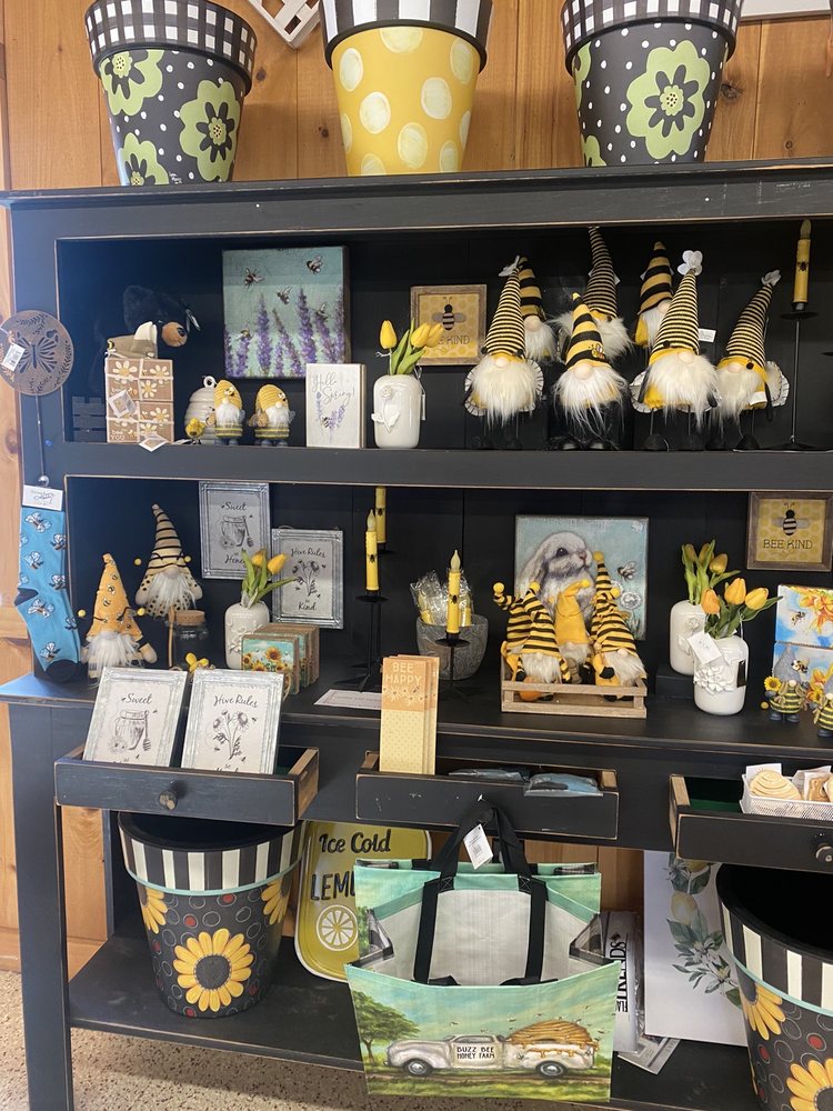 THE APPLE SHED Updated October 2024 18 Photos & 10 Reviews 3391