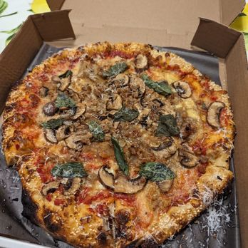 Art Is In Bakery - lost in Wakefield pizza - Bakeries Near Me - Ottawa, Ontario