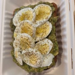 Little Lunch Coffee - Avocado toast