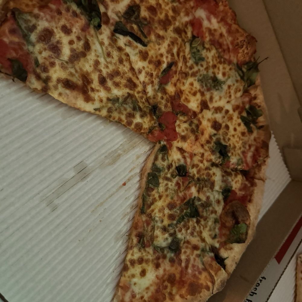 Freddy's Pasta And Pizza - Cheese and spinach Cheese Pizza 16" - Pizza Near Me - Gaithersburg, Maryland Freddy's Pasta And Pizza - Cheese and spinach Cheese Pizza 16" - Pizza Near Me - Gaithersburg, Maryland