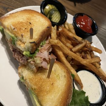 Thirsty Lion - Glendale - Breakfast & Brunch Near Me - Glendale, Arizona Thirsty Lion - Glendale - Breakfast & Brunch Near Me - Glendale, Arizona