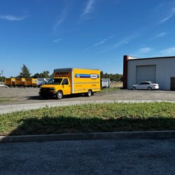 Penske - San Martin - Rental truck.