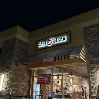 Salt & Straw - Store Front - Ice Cream & Frozen Yogurt Near Me - Roseville, California Salt & Straw - Store Front - Ice Cream & Frozen Yogurt Near Me - Roseville, California