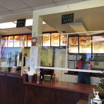 S Deli & Wings - Counter - Chicken Wings Near Me - Perry, Georgia