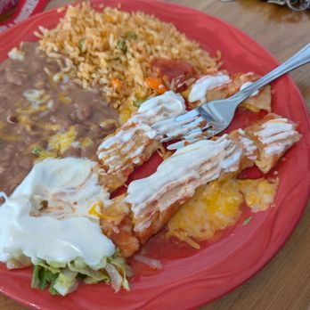 Estrella's - Cheese enchilada - Mexican Near Me - Fallbrook, California