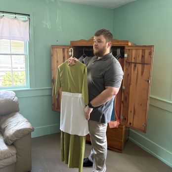 Yoder's Amish Home - Saturday, 26 July 2025 at Yoder's Amish Home (a guided tour of a traditional Amish home) - Farms Near Me - Millersburg, Ohio Yoder's Amish Home - Saturday, 26 July 2025 at Yoder's Amish Home (a guided tour of a traditional Amish home) - Farms Near Me - Millersburg, Ohio