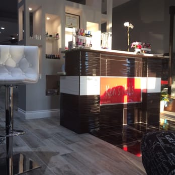 Ken's Nails and Spa - New location front desk - Nail Salons Near Me - Phoenix, Arizona
