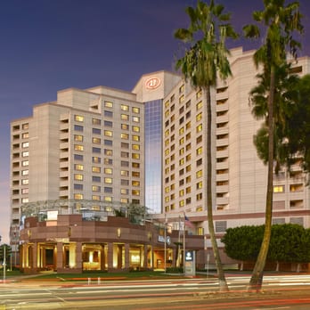 Hilton Long Beach - Hotels Near Me - Long Beach, California