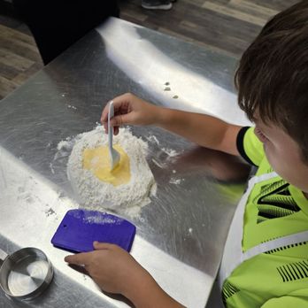 Young Chefs Academy - Handmade dough for pasta - Cooking Schools Near Me - Coral Springs, Florida Young Chefs Academy - Handmade dough for pasta - Cooking Schools Near Me - Coral Springs, Florida