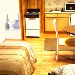 Hoover Roundup Motel & RV Park - Each room is different. We have kitchenettes available also. Comes with dishes in each kitchen as well.