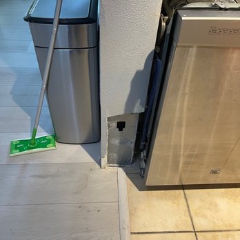Texas Elite Flooring - Drywall not repaired - Flooring Near Me - Dripping Springs, Texas Texas Elite Flooring - Drywall not repaired - Flooring Near Me - Dripping Springs, Texas