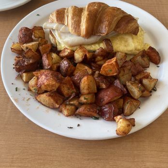 La Croisette - Croissant turkey sandwich - Breakfast & Brunch Near Me - St. Pete Beach, Florida