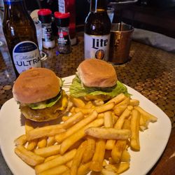Ouros - Wagyu beef sliders