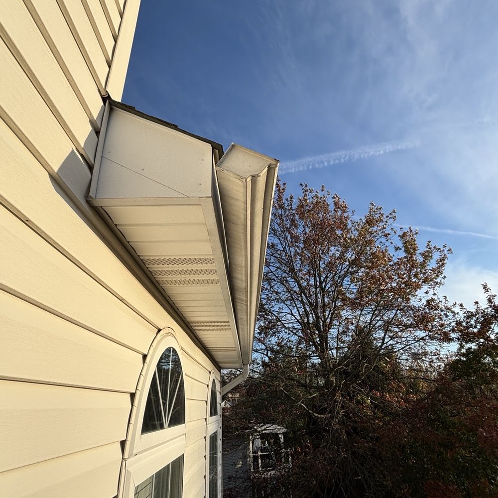Rooffox Roofing - Gutter Services Near Me - Birdsboro, Pennsylvania Rooffox Roofing - Gutter Services Near Me - Birdsboro, Pennsylvania