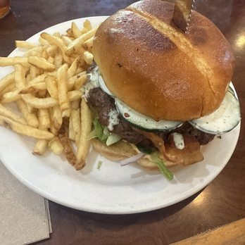 The Slanted Porch - Lamb Burger - American Near Me - Fallon, Nevada