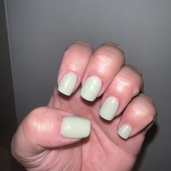 V Nail and Spa - Manicure dip - Nail Salons Near Me - Saint Louis, Missouri