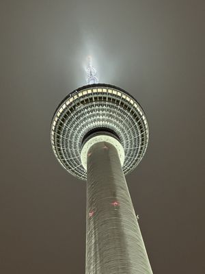 Berlin TV Tower by null