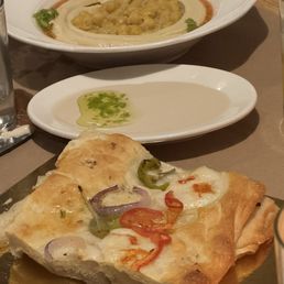 Focaccia bread, tahini, hummus - a triple score of tastes!