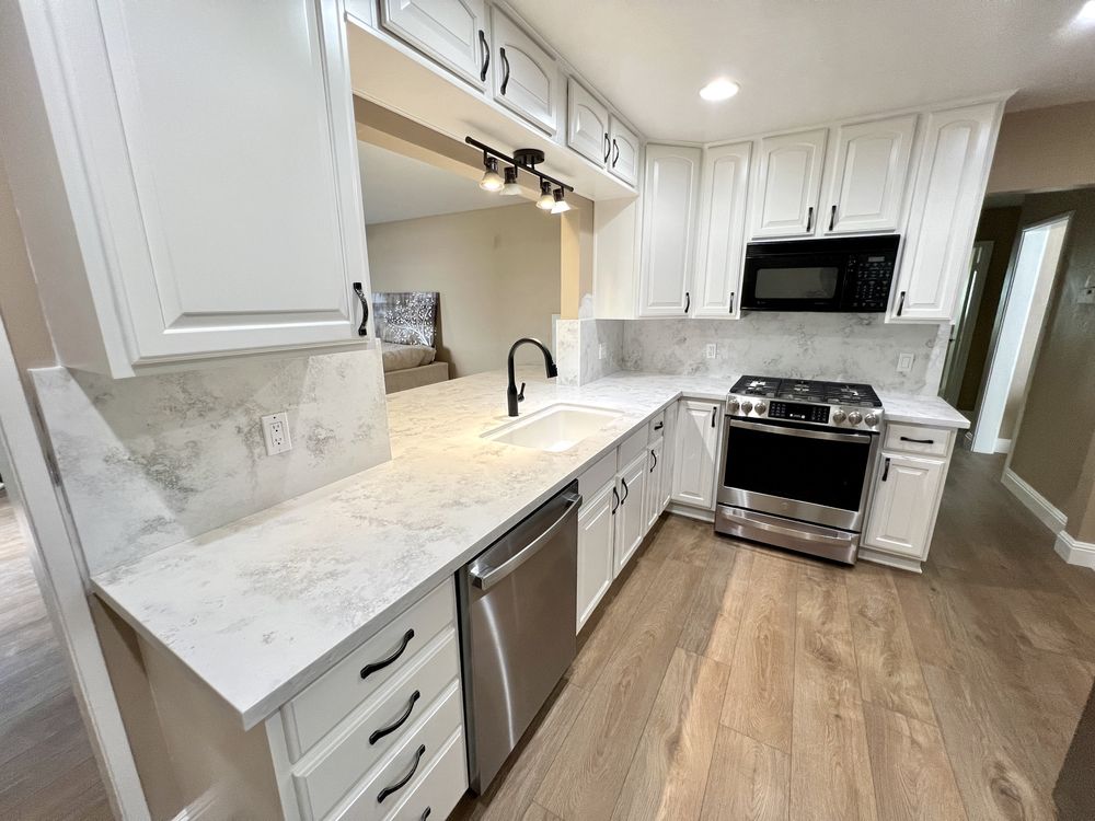 Hung Hsi Stone Center - countertop fabricator in Pittsburg, CA