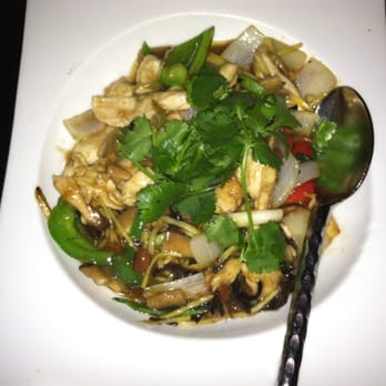 Panvimarn Thai Cuisine - Sautéed Ginger $9.50 - Thai Near Me - Long Beach, California