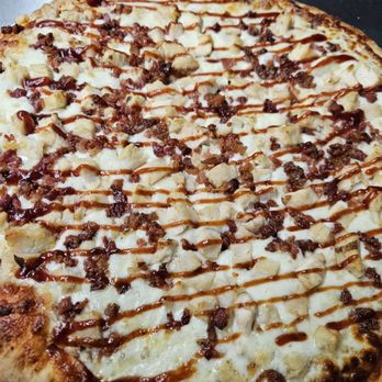 Silver Bullet Bar - Barbecue Chicken pizza - Bars Near Me - Columbia Falls, Montana
