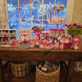 Long Grove Confectionery  - Candy Stores Near Me - Long Grove, Illinois