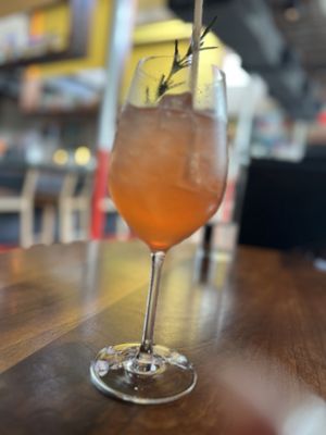 Luke's Kitchen and Bar by null