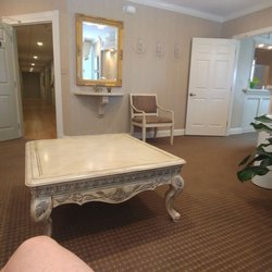 Annapolis Periodontics - Waiting room