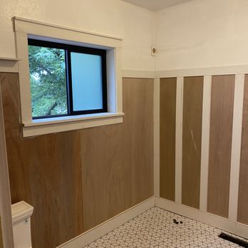Toyon construction - a bathroom with a toilet and a window - General Contractors Near Me Toyon construction - a bathroom with a toilet and a window - General Contractors Near Me