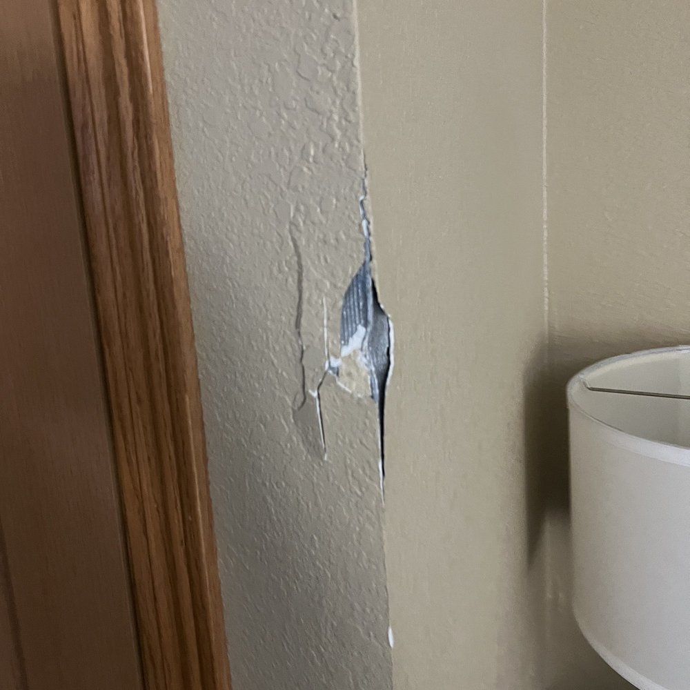 Comfort Inn & Suites Cedar Rapids North - Collins Road - Wall corner was badly damaged - Hotels Near Me - Cedar Rapids, Iowa