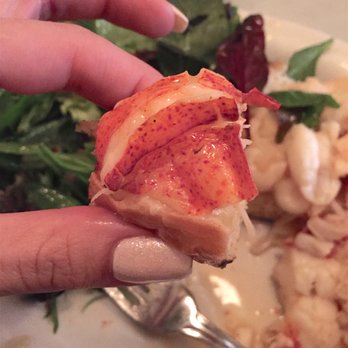 Neptune Oyster - Large lobster pieces! - Seafood Near Me - Boston, Massachusetts Neptune Oyster - Large lobster pieces! - Seafood Near Me - Boston, Massachusetts
