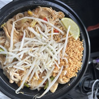 Thai Treasure - Chicken pad Thai - Thai Near Me - Arlington, Virginia