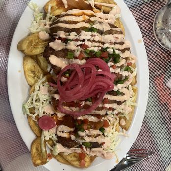 El Tio Restaurant Y Tienada - Chuleta Pollo Con Tajadas - Salad Near Me - Charlottesville, Virginia El Tio Restaurant Y Tienada - Chuleta Pollo Con Tajadas - Salad Near Me - Charlottesville, Virginia