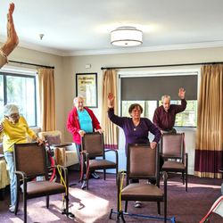 Live 2 B Healthy Senior Fitness - Des Moines, MN