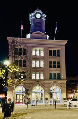 Old Courthouse Square by null