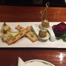 Petit Fours (from left: crab, millefeuille with anchovies and calve's foot)