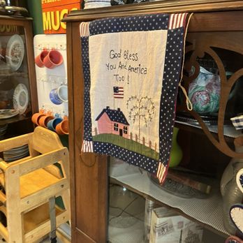 Southern Sisters Cafe - American Near Me - Melbourne, Florida Southern Sisters Cafe - American Near Me - Melbourne, Florida