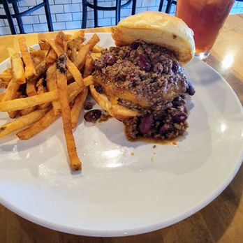 Surve - Chili Cheese Burger with Fresh Cut Fries - New American Near Me - Sunbury, Ohio Surve - Chili Cheese Burger with Fresh Cut Fries - New American Near Me - Sunbury, Ohio