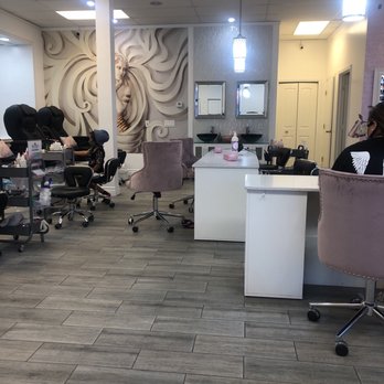 Buff N File Spa - POV - Eyelash Service Near Me - Tempe, Arizona