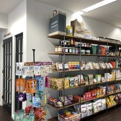Sara's Market Georgetown - Dry goods