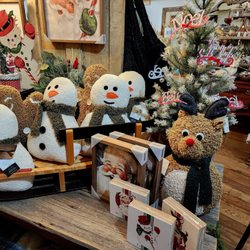 Second Chances - Adorable holiday decor and gifts.