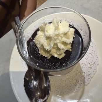 Vino & - Wine Bars Near Me - Chicago, Illinois Vino & - Wine Bars Near Me - Chicago, Illinois