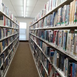 Somers Public Library - Stacks