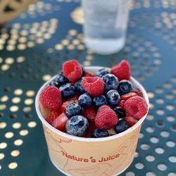 Nature's Juice - Build Your Own Bowl!! Yum!
